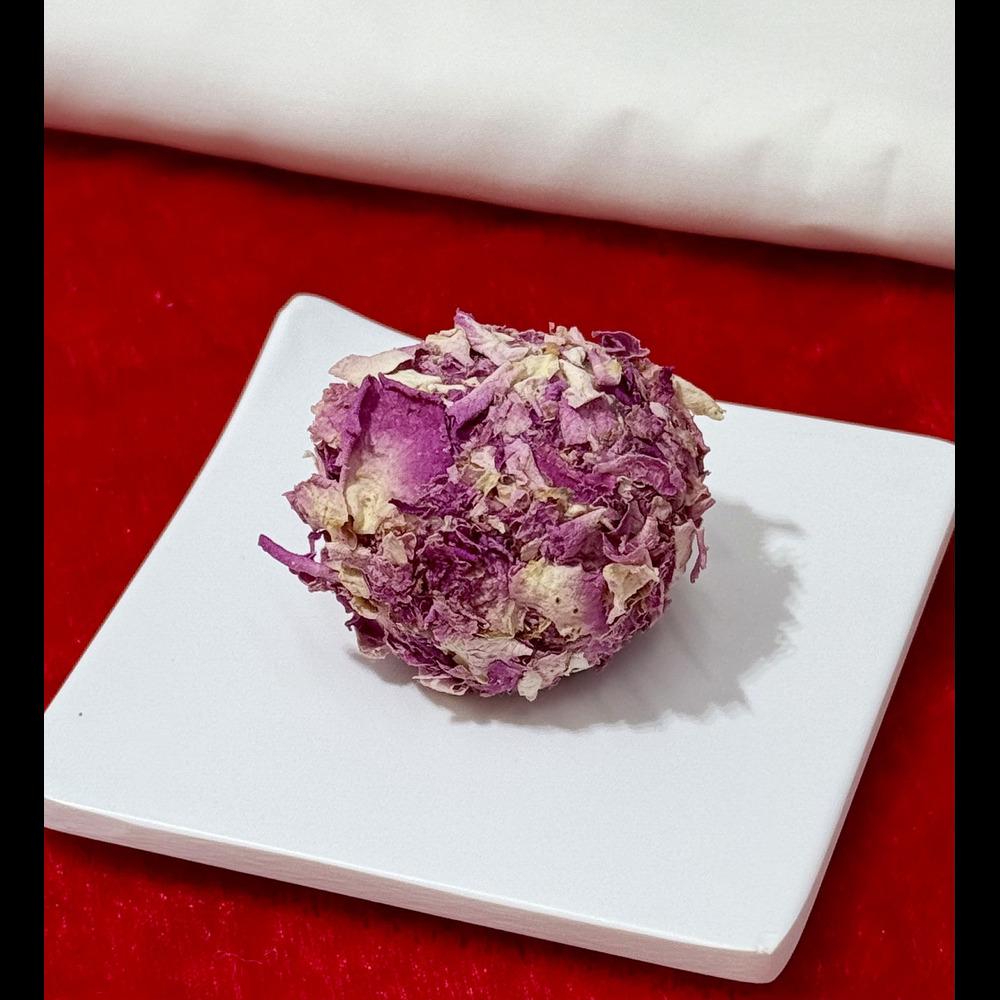 Rose Crunch Ball